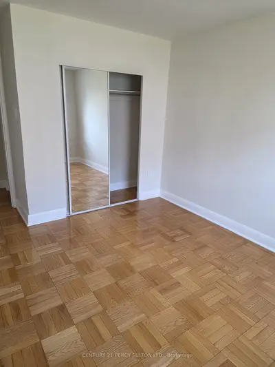 1305 Wilson Avenue 306, Toronto, On M3m 1j4