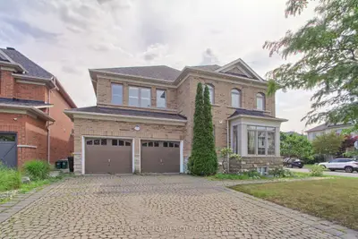124 Playfair Terrace, Milton, On L9t 4v1