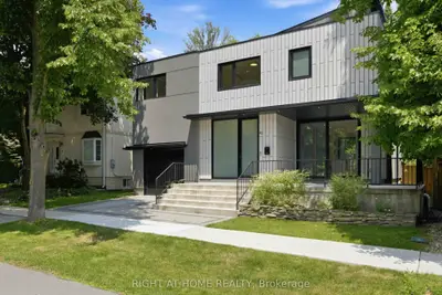 41 Bonnyview Drive, Toronto, On M8y 3g7