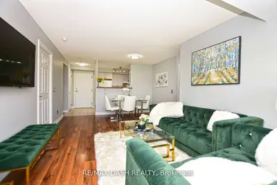 Condo Apartment in Toronto