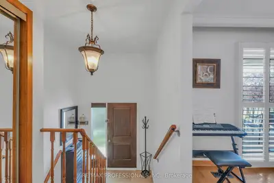23 Anthia Drive, Toronto, On M9l 1k6