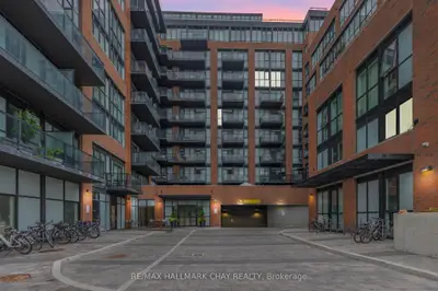 2300 St. Clair Avenue W 110, Toronto, On M6n 1k8