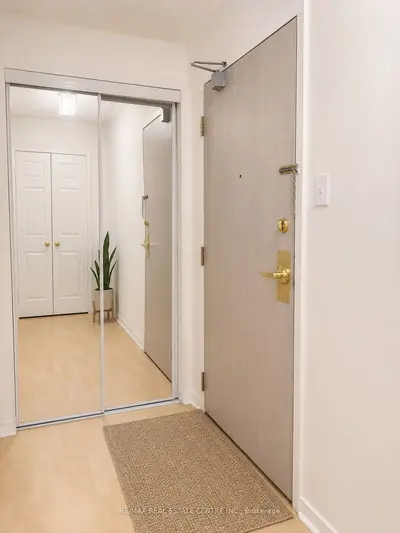 2177 Burnhamthorpe Road W 1007, Mississauga, On L5l 5p9