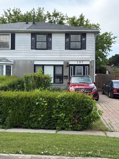 137 Madoc Drive Main/upper, Brampton, On L6v 2a5