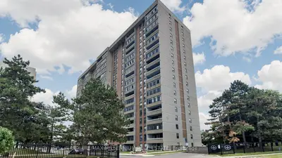 Condo Apartment in Brampton