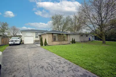 30 Parkview Drive, Orangeville, On L9w 1t3