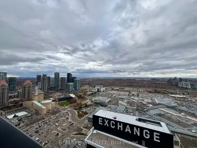 Condo Apartment in Mississauga