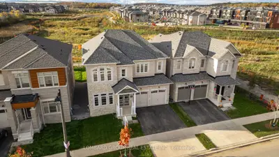 37 North Park Boulevard, Oakville, On L6m 0w8