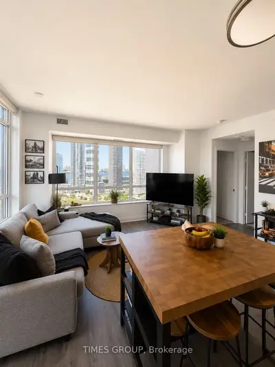 Condo Apartment in Toronto