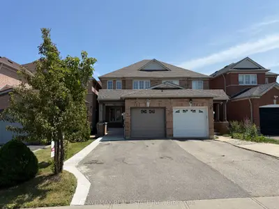 Semi-Detached in Brampton