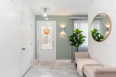63 Newstead Crescent, Brampton, On L6v 2a8