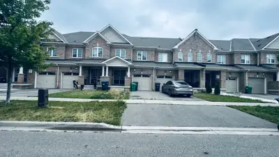 108 Golden Springs Drive, Brampton, On L7a 4n7
