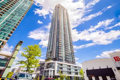 Condo Apartment in Mississauga