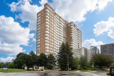 Condo Apartment in Burlington
