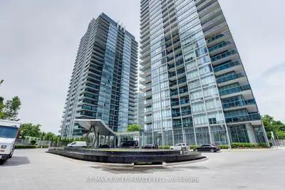 Condo Apartment in Toronto