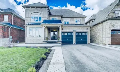 Detached in Brampton