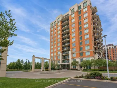 Condo Apartment in Oakville