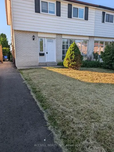 40 Flamingo Crescent, Brampton, On L6t 2g5