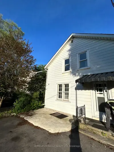 Detached in Brampton