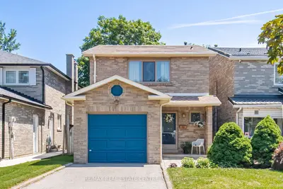 Detached in Brampton