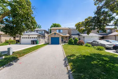 92 Nanport Street, Brampton, On L6s 4a9