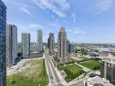 Condo Apartment in Mississauga