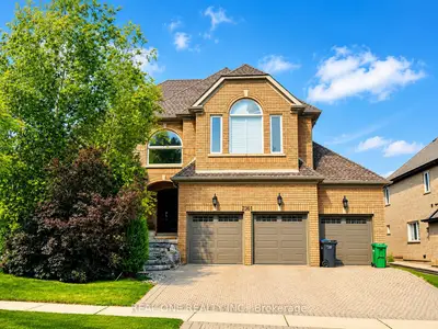 Detached in Mississauga