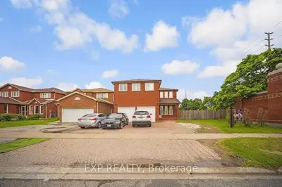 692 Huntington Ridge Drive, Mississauga, On L5r 1z5