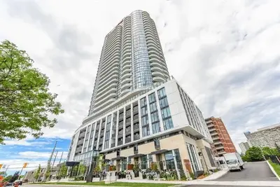Condo Apartment in Mississauga