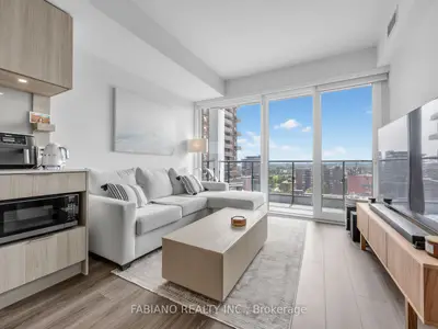 Condo Apartment in Mississauga
