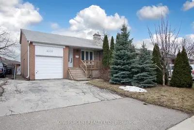 3074 Merritt Avenue, Mississauga, On L4t 1p2