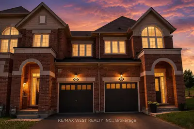 Att/Row/Townhouse in Orangeville