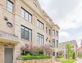 Condo Townhouse in Mississauga