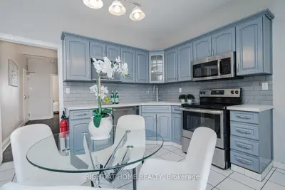1311 Davenport Road 1, Toronto, On M6h 2h3