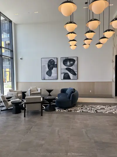 Condo Apartment in Burlington