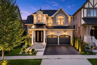 Detached in Oakville