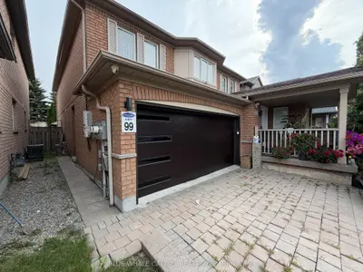 Detached in Brampton