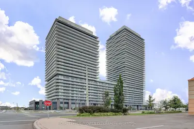 Condo Apartment in Brampton