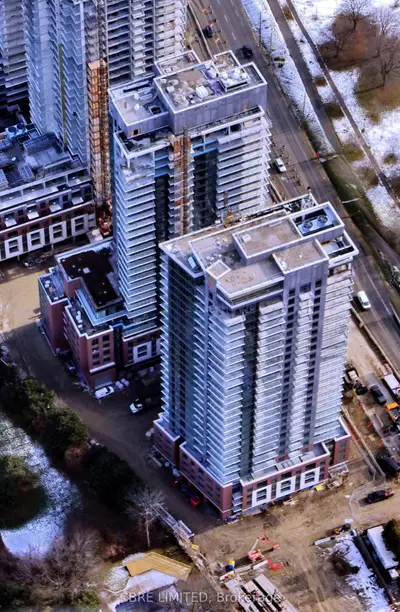 4000 Eglinton Avenue 3, Toronto, On M9a 4m2