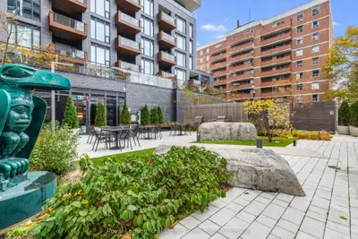 21 Park Street E 805, Mississauga, On L5g 0c2
