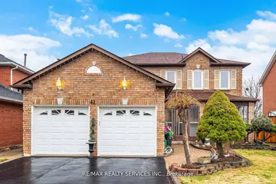 Detached in Brampton