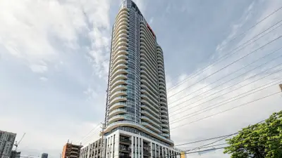 Condo Apartment in Mississauga