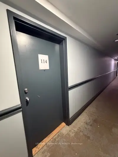 5 Adrian Avenue 114, Toronto, On M6n 5g4