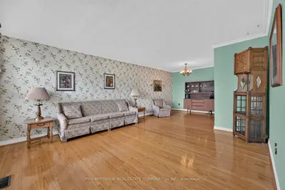 65 Goldsboro Road, Toronto, On M9l 1a6