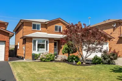 146 Beaver Bend Crescent, Toronto, On M9b 5s1