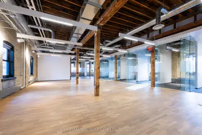 60 Atlantic Avenue Unit 3, Toronto, On M6k 1x9