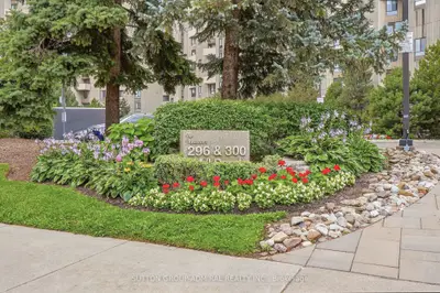 300 Mill Road D19, Toronto, On M9c 4w7