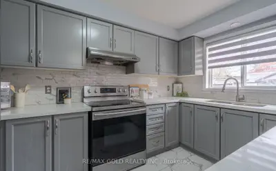 104 Sunny Meadow Boulevard, Brampton, On L6r 2c5