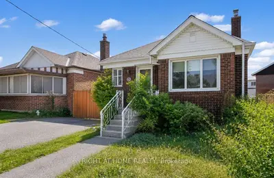 1788 Keele Street, Toronto, On M6m 3x1