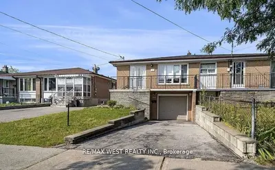 136 Duncanwoods Drive, Toronto, On M9l 2e1